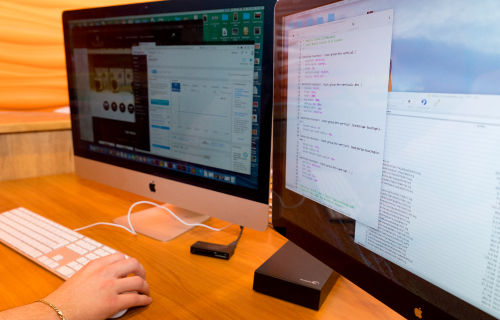 Webdesign und Laravel-Programmierung bei Evodruck